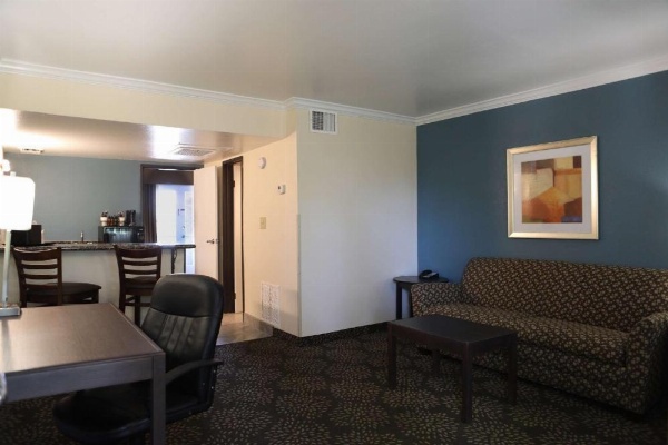 Best Western Innsuites Tucson Foothills Hotel & Suites image 20